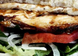 Fish Bread customized tour istanbul fish and bread