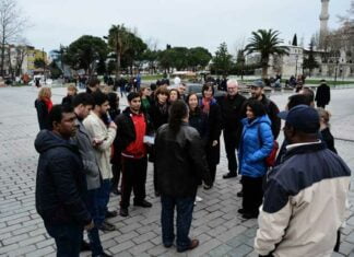 Hippodrome istanbul old city tours tour guide ensar tells hippodrome