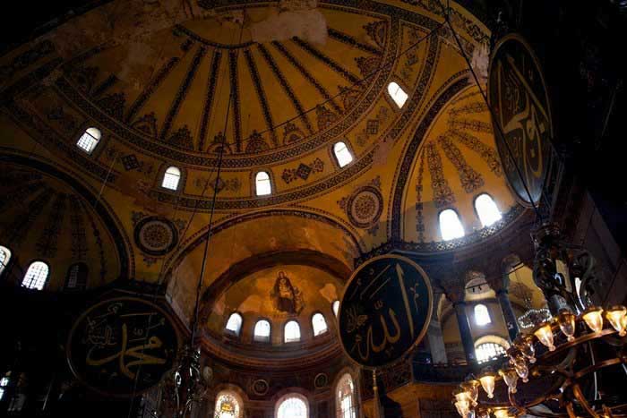 pivate tour istanbul hagia sophia christianity islam