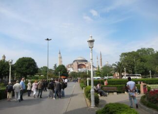 Istanbul Luxury Tours – Discover the City in Comfort and Style